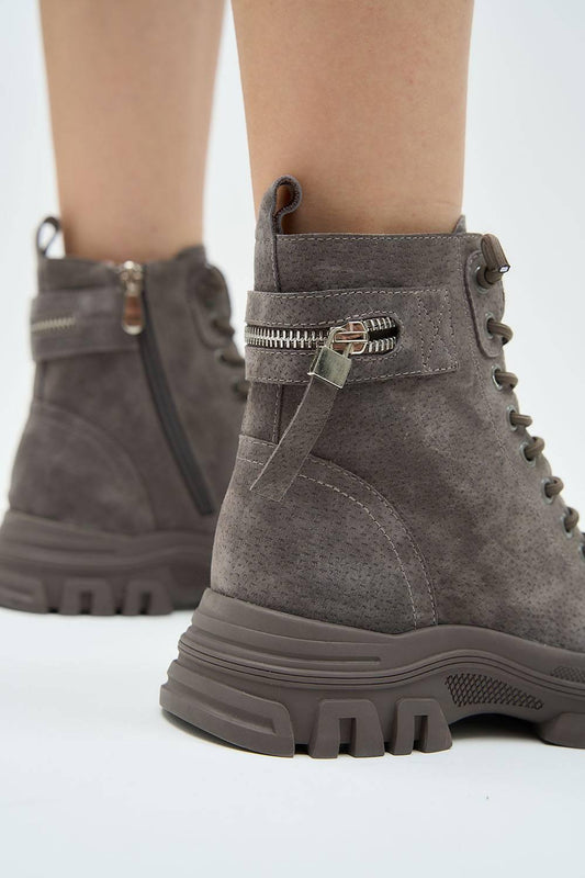 Karto Grey