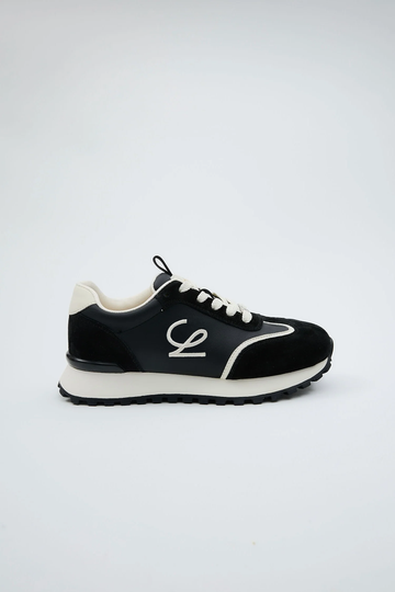 Lucania Black