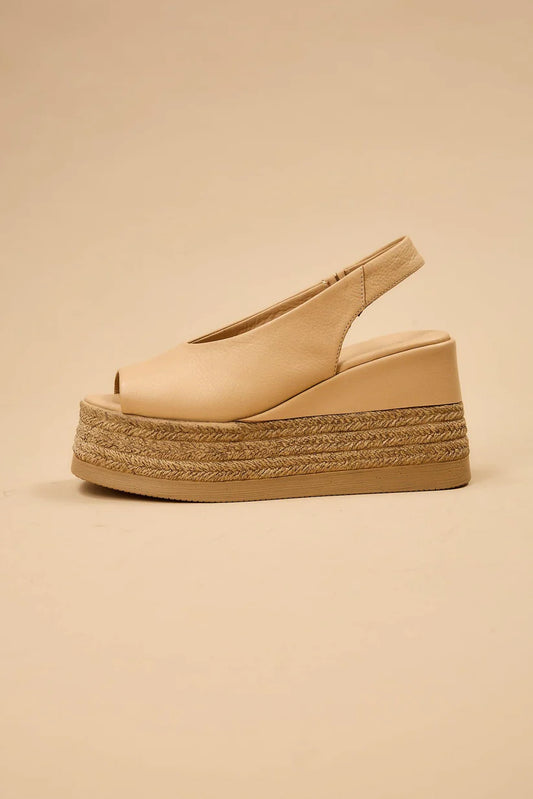 Agnesa Beige + Valley Beige