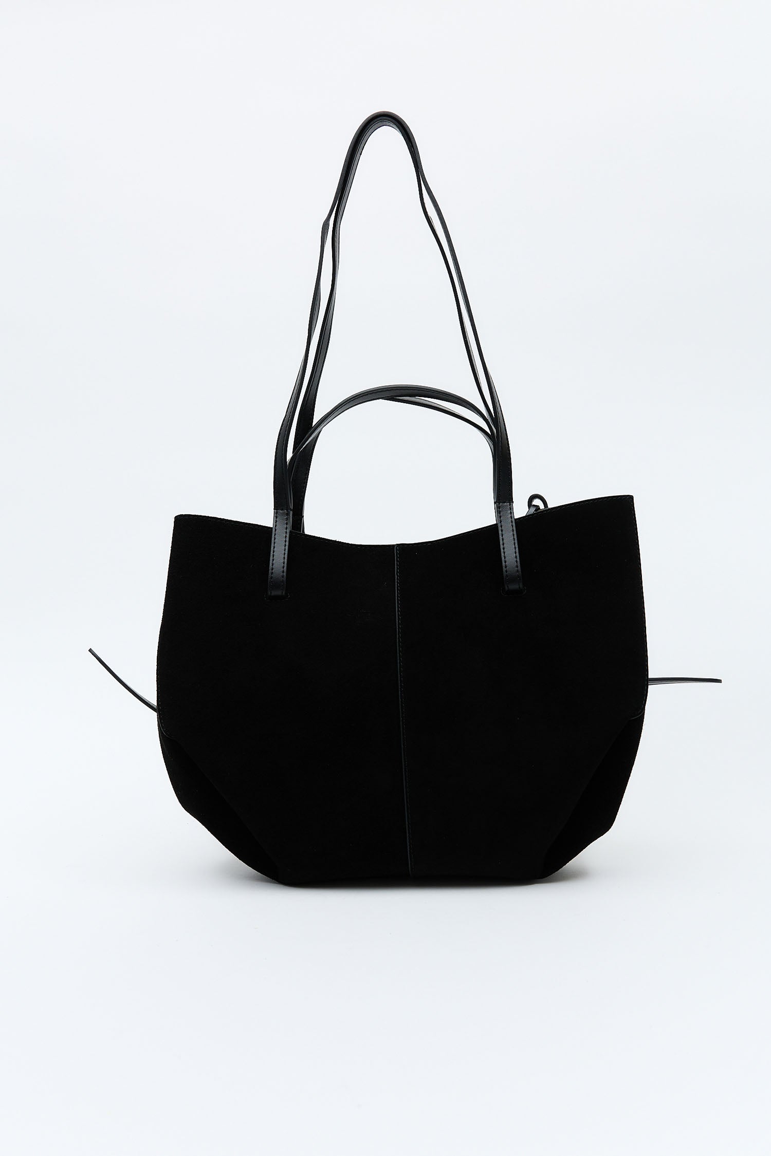 Desire Black