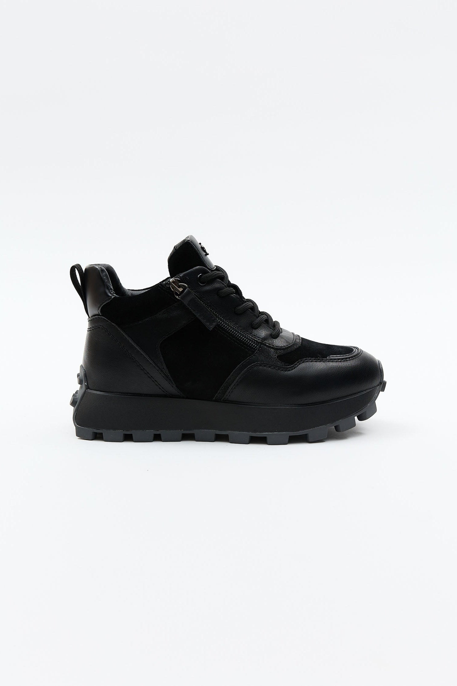 Brumelle Black