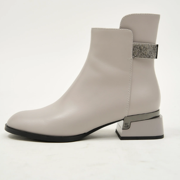 Women boots