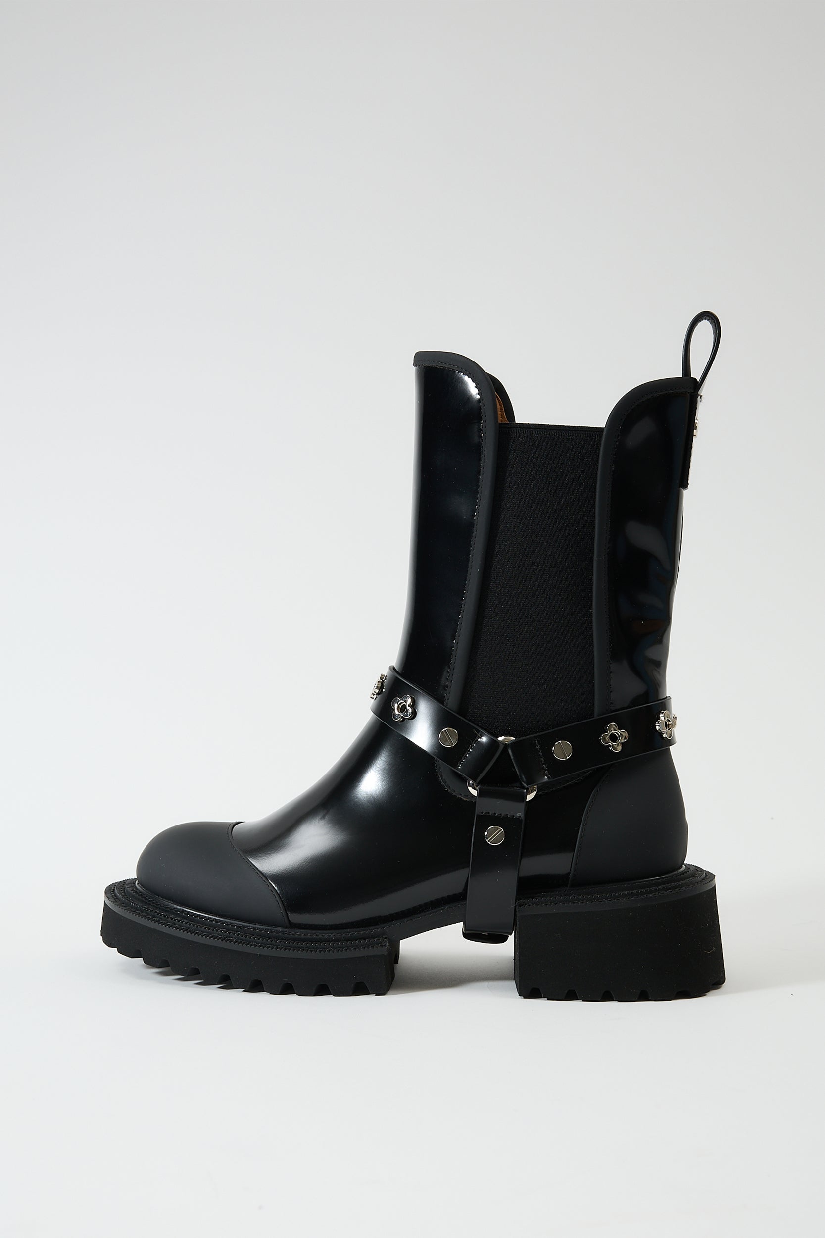 Erato Black