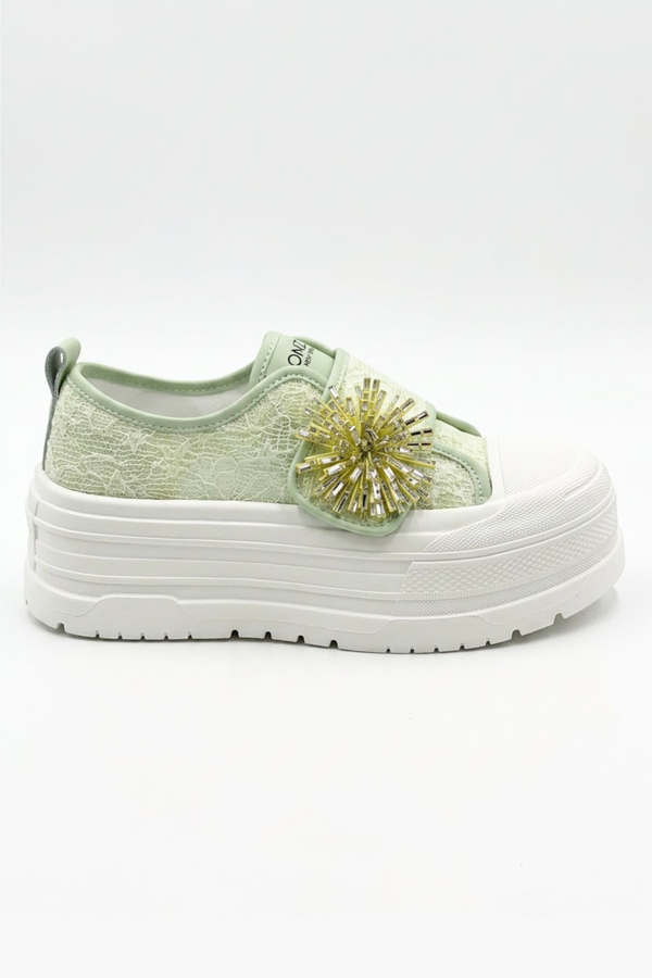 Curla Green