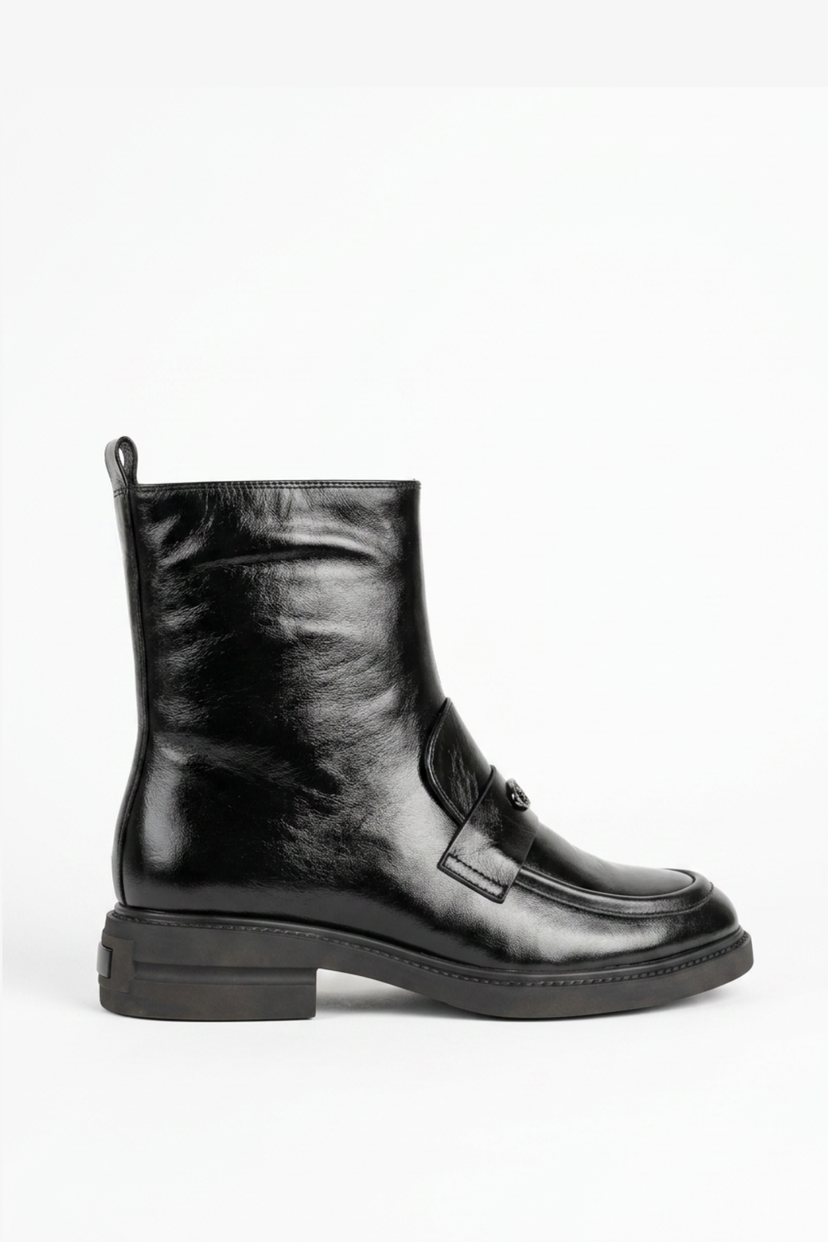 Poppy Black
