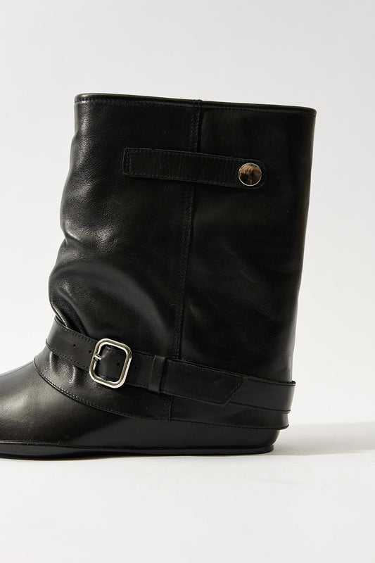 Pelia Black