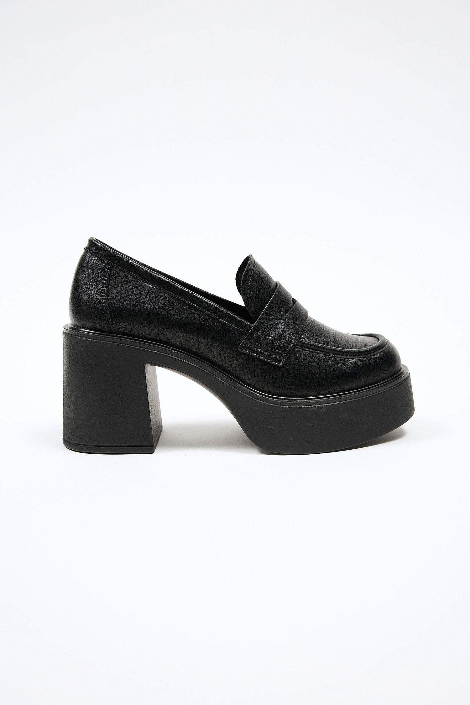 Alama Black