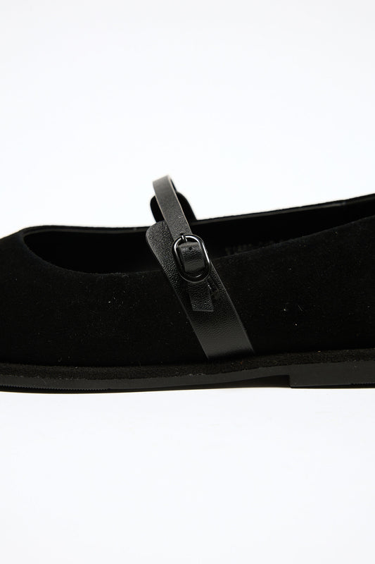 Lira Black