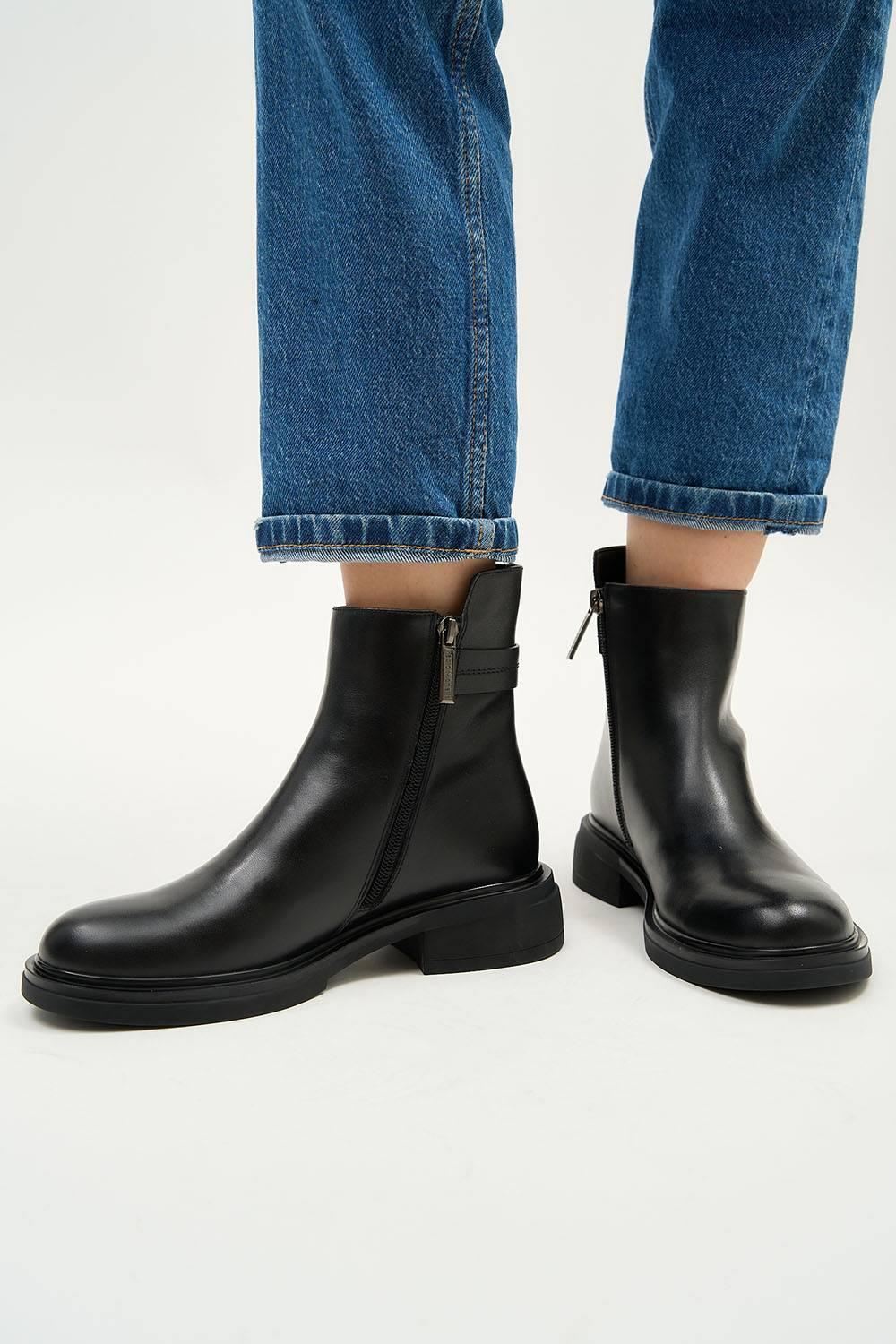 Lonza Shoes