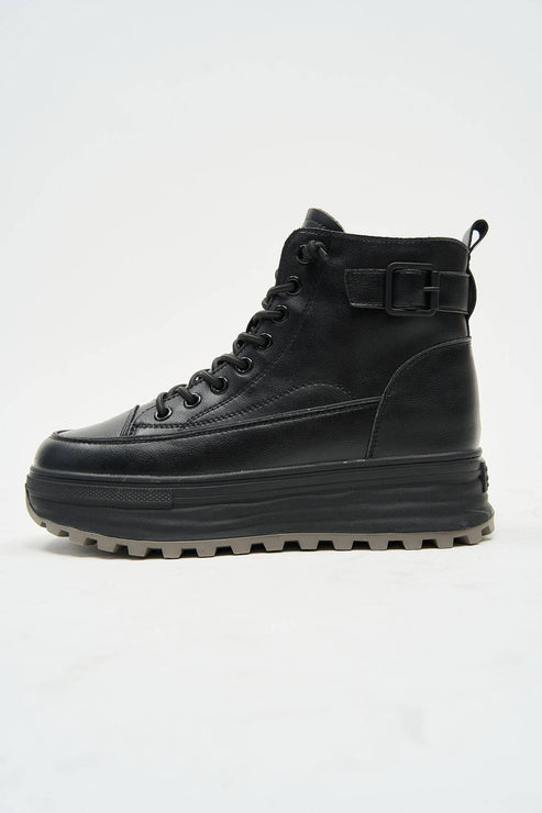 mens black nike element trainers