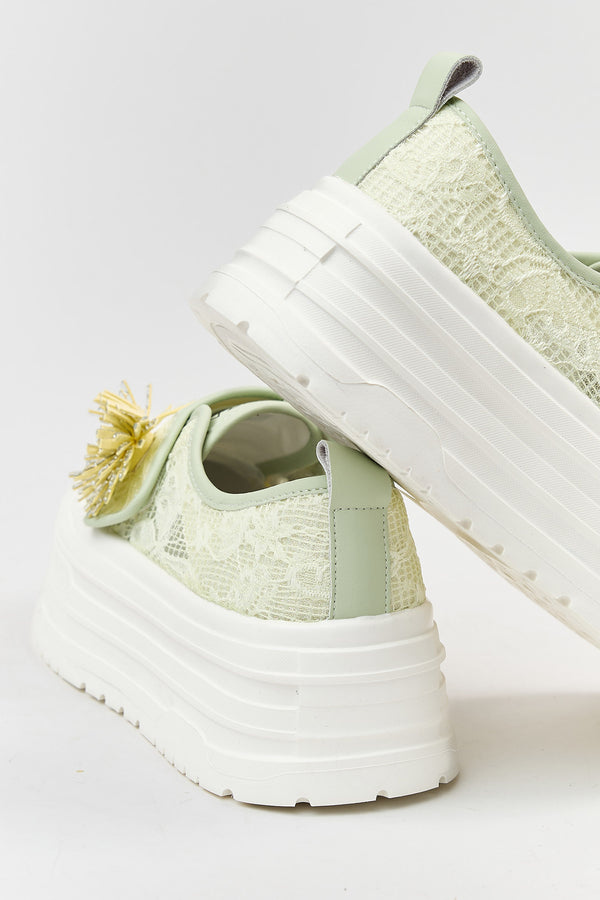 Curla Green