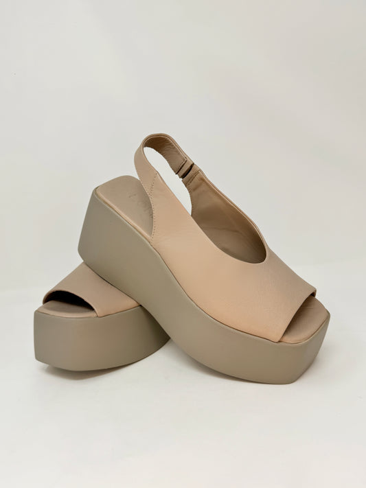 Ariadne Beige