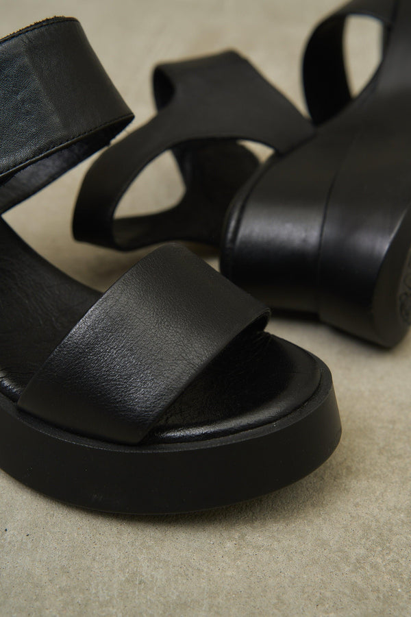 Cample Platforms - Black