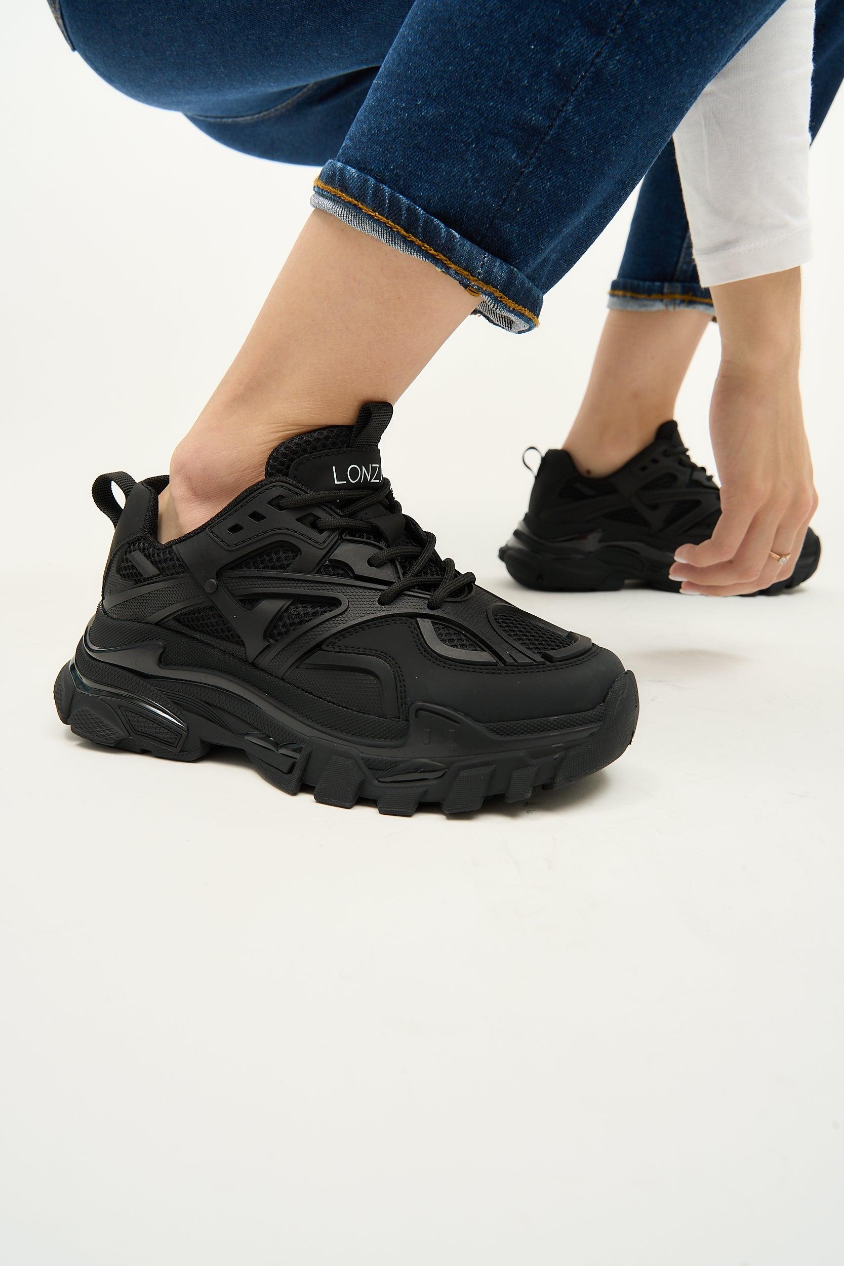 Fashionable retro sneaker | Made in Portugal | ekn footwear