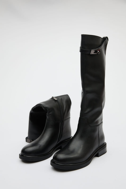 Bailey Black