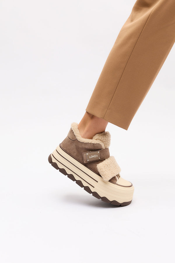 Glissane Brown