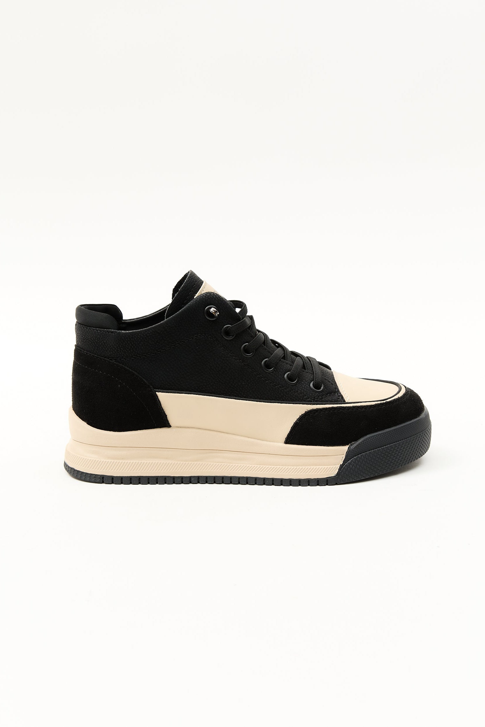 Bris Black