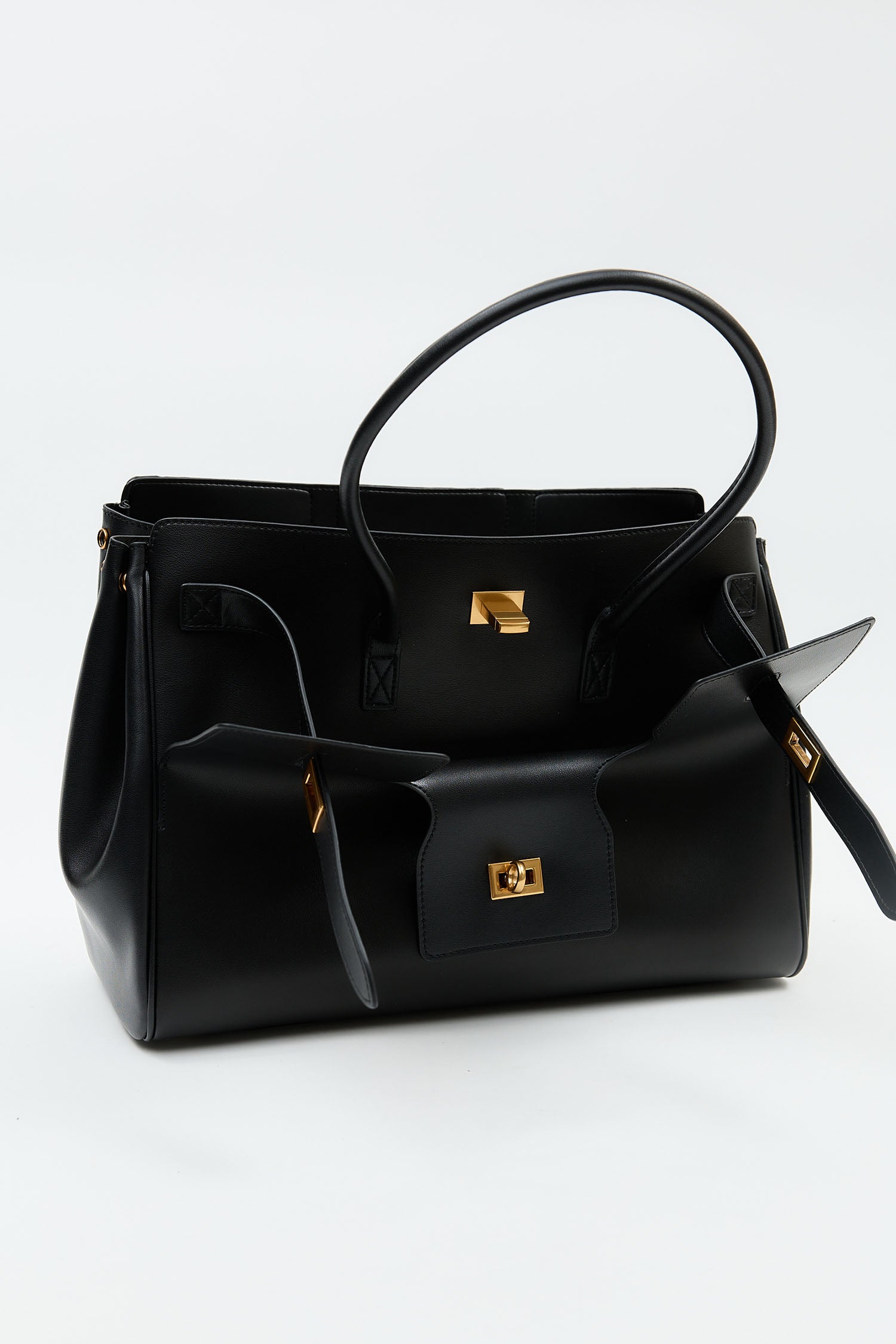 Bellavante Black Lak