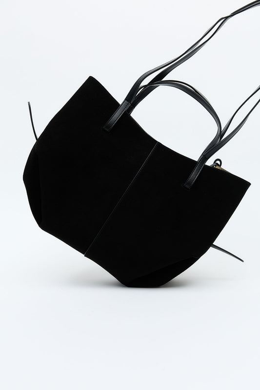 Desire Black