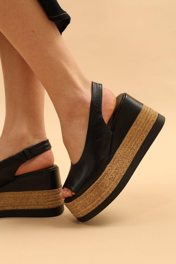 Agnesa Black