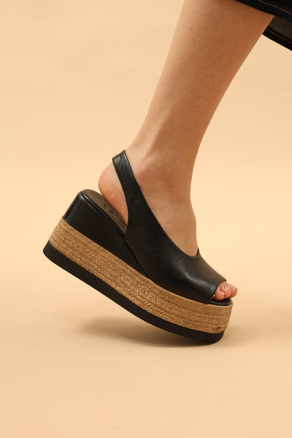 Agnesa Black