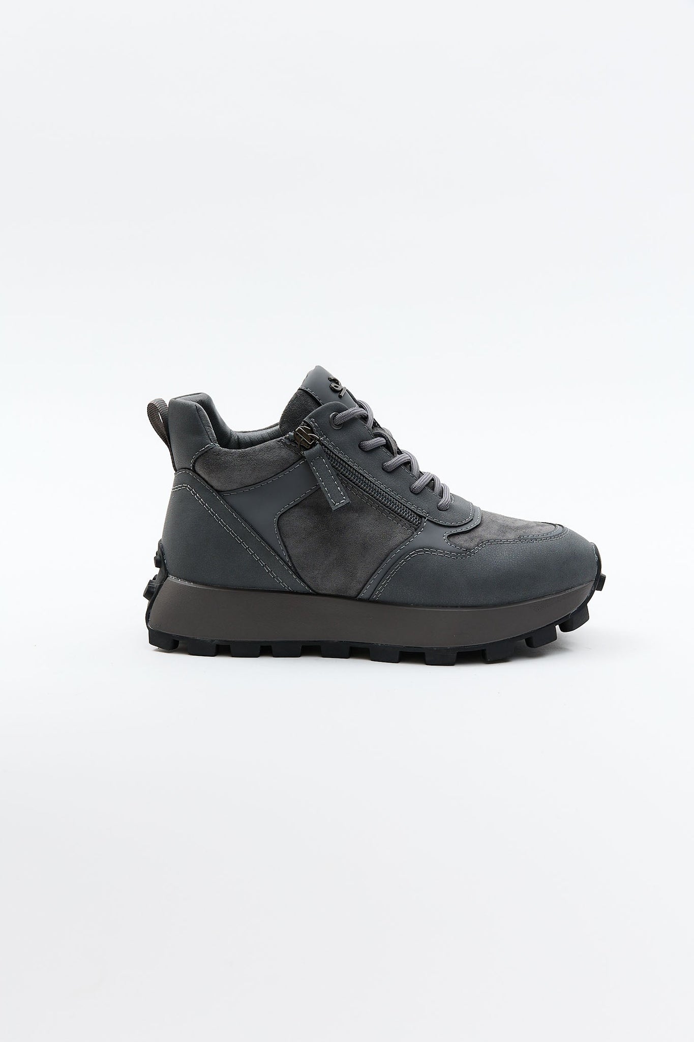 Brumelle Grey