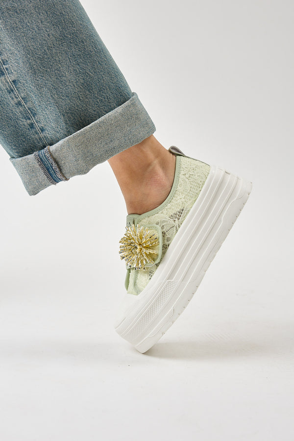 Curla Green