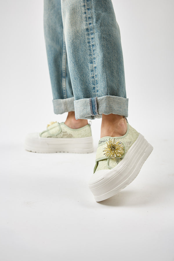 Curla Green