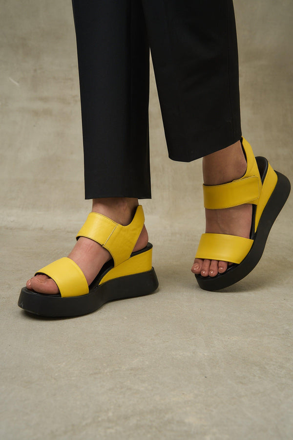 Cample Platforms, Yellow